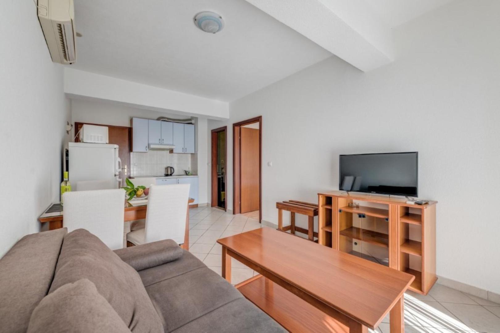 Ruza&Nikolina "1" Apartmani - Baška Voda المظهر الخارجي الصورة