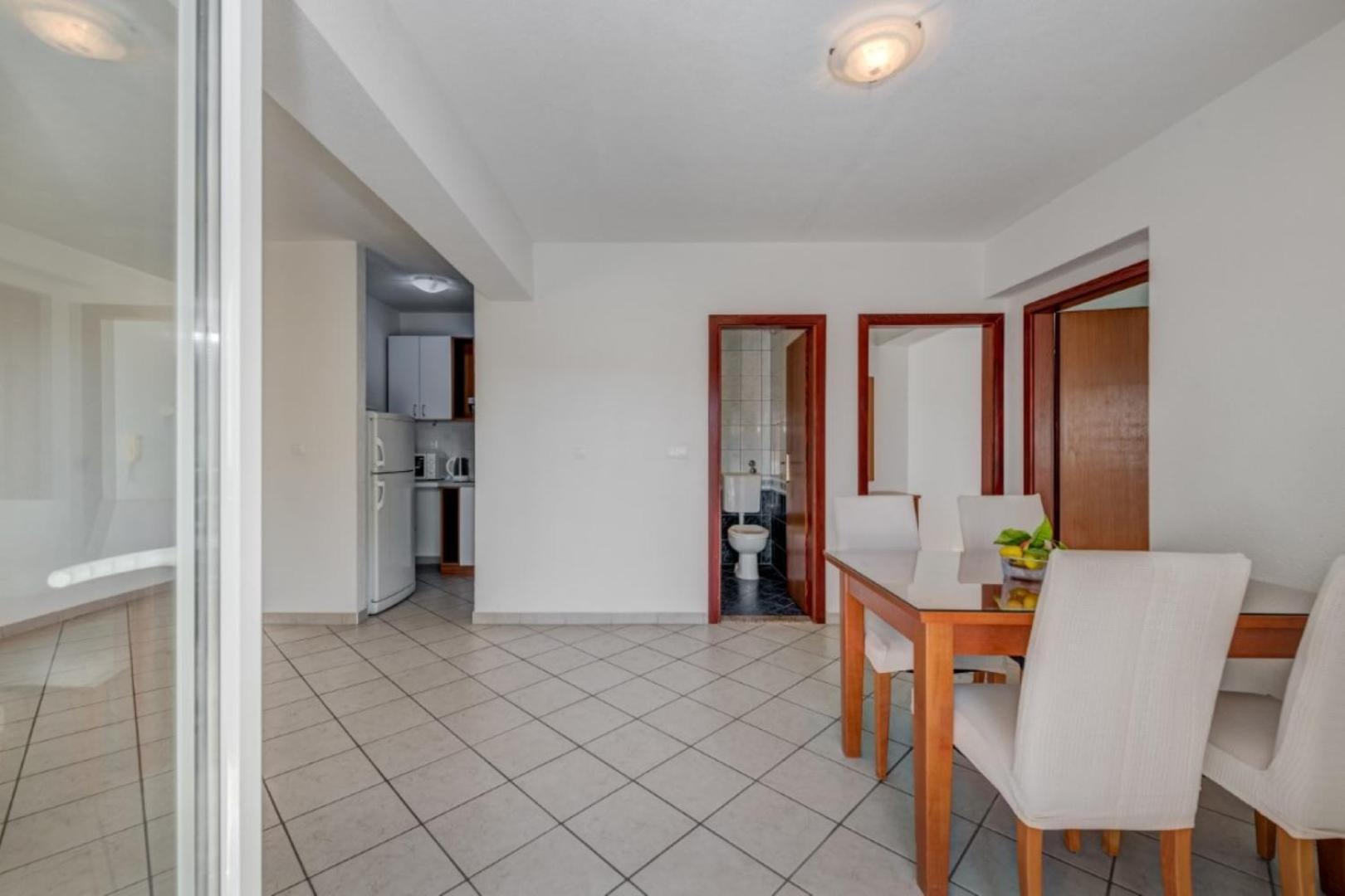 Ruza&Nikolina "1" Apartmani - Baška Voda المظهر الخارجي الصورة